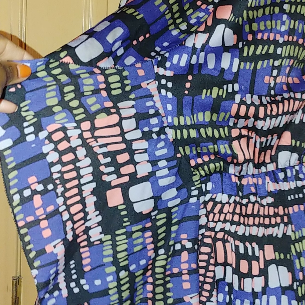 Fun dress - Picture 5 of 5